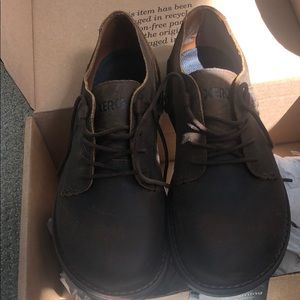 Xero men’s leather lace up